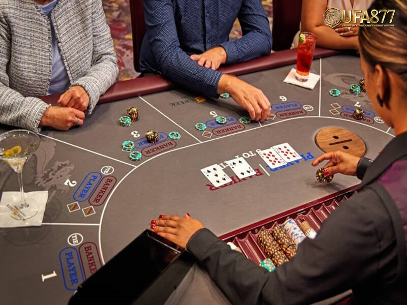 Mini Baccarat เกมไพ่ไซส์มินิ แต่กำไรระดับบิ๊กที่คุณไม่ควรพลาด!